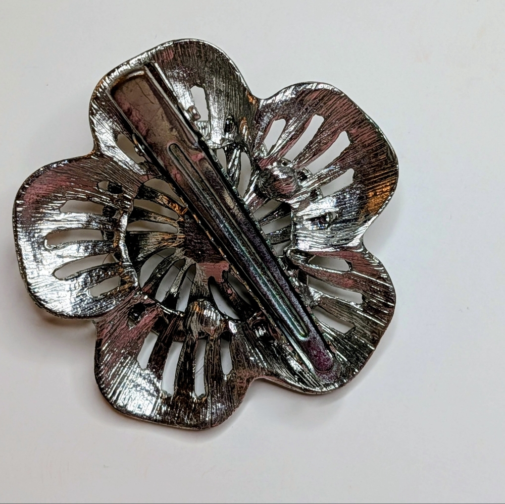 Vintage Rhinestone Flower Hair Clip / Brooch – Silver Tone - Picture 2 of 2